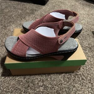 JBU Women's Mauve Sandals